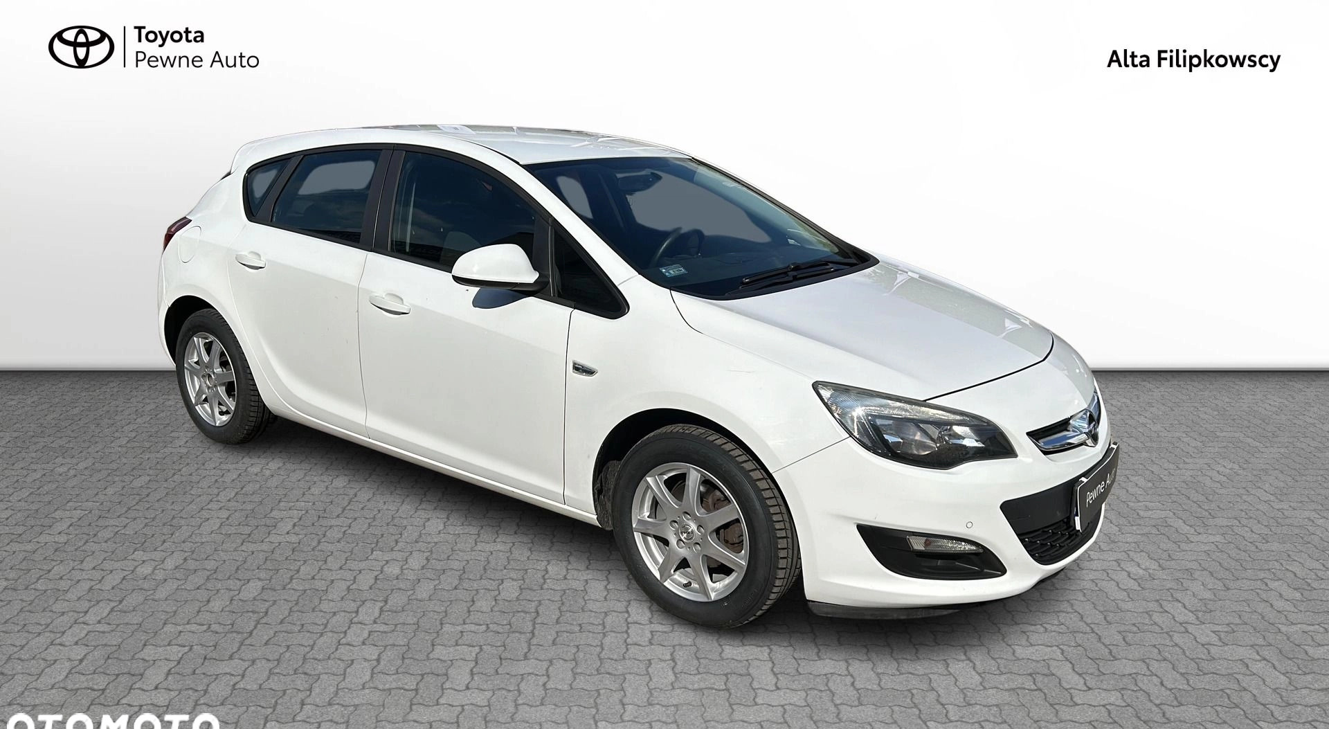 Opel Astra cena 25900 przebieg: 219214, rok produkcji 2012 z Żmigród małe 232